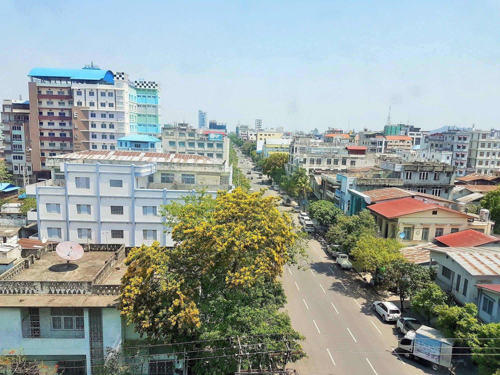 Hotel A1 Mandalay Exterior photo