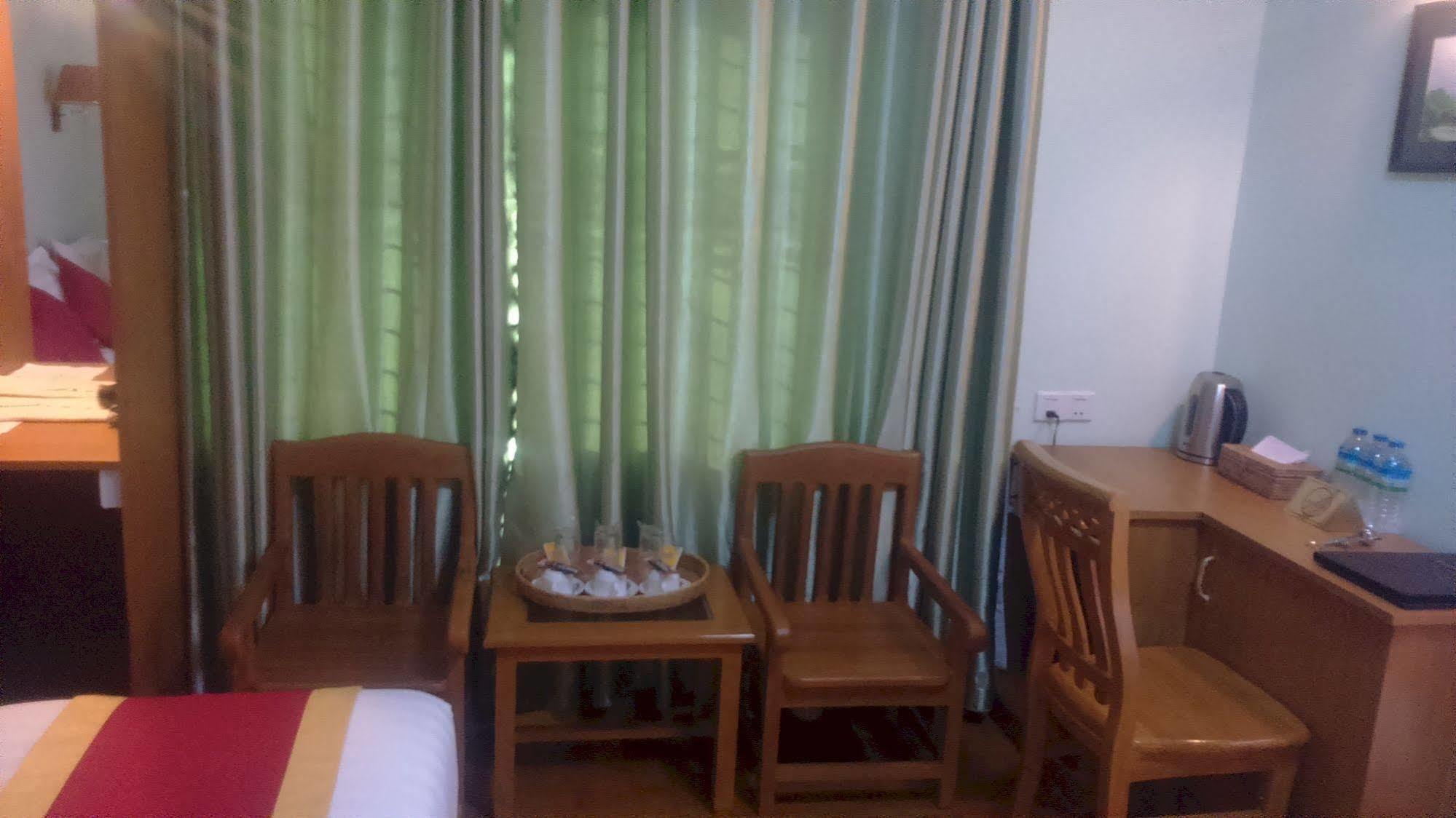 Hotel A1 Mandalay Exterior photo